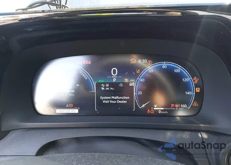 2023 Toyota Crown Xle z USA, uszkodzony, nr VIN JTDAAAAF3P3006829